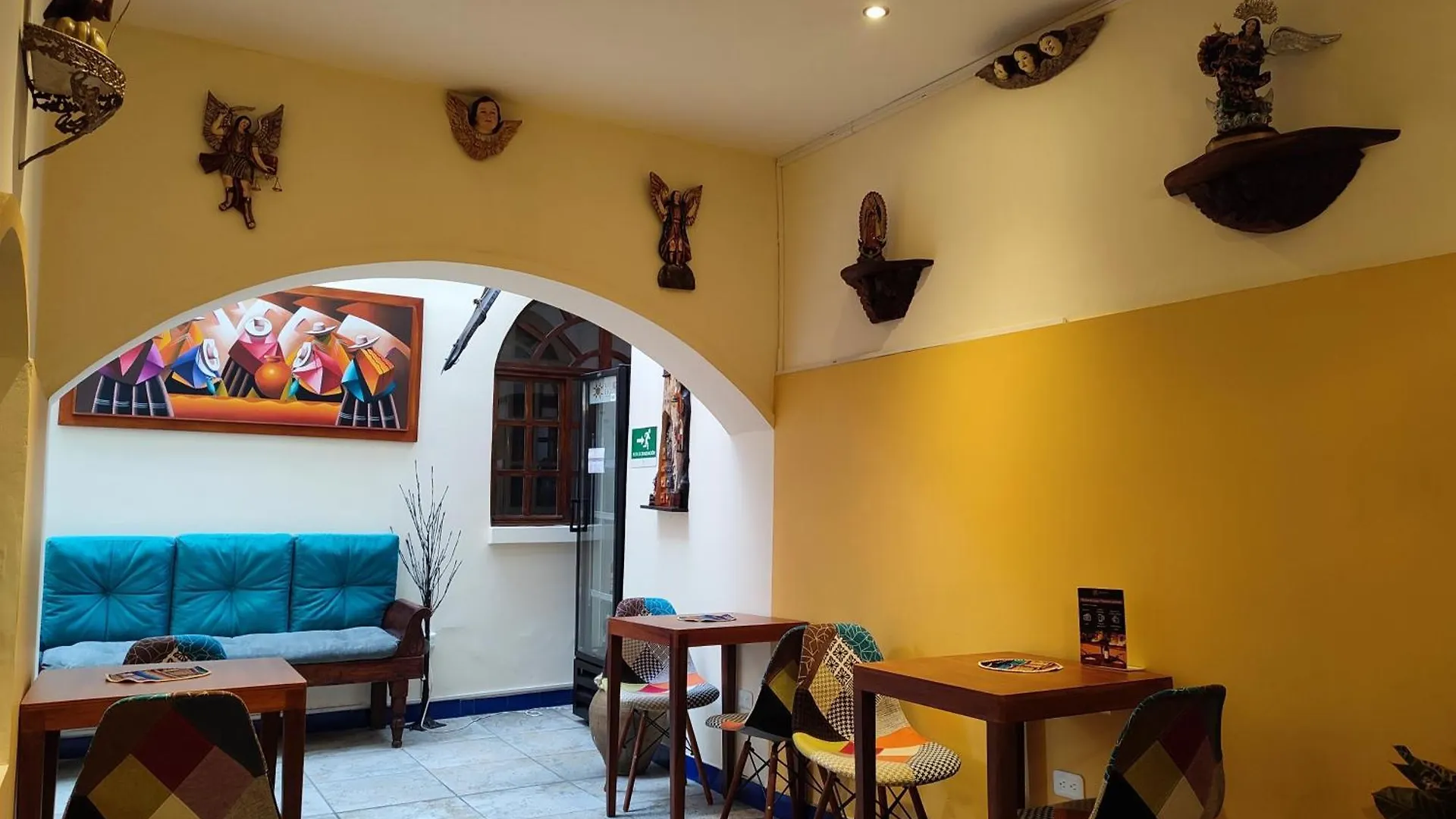 ***  Kituandes Hotel Quito Ecuador