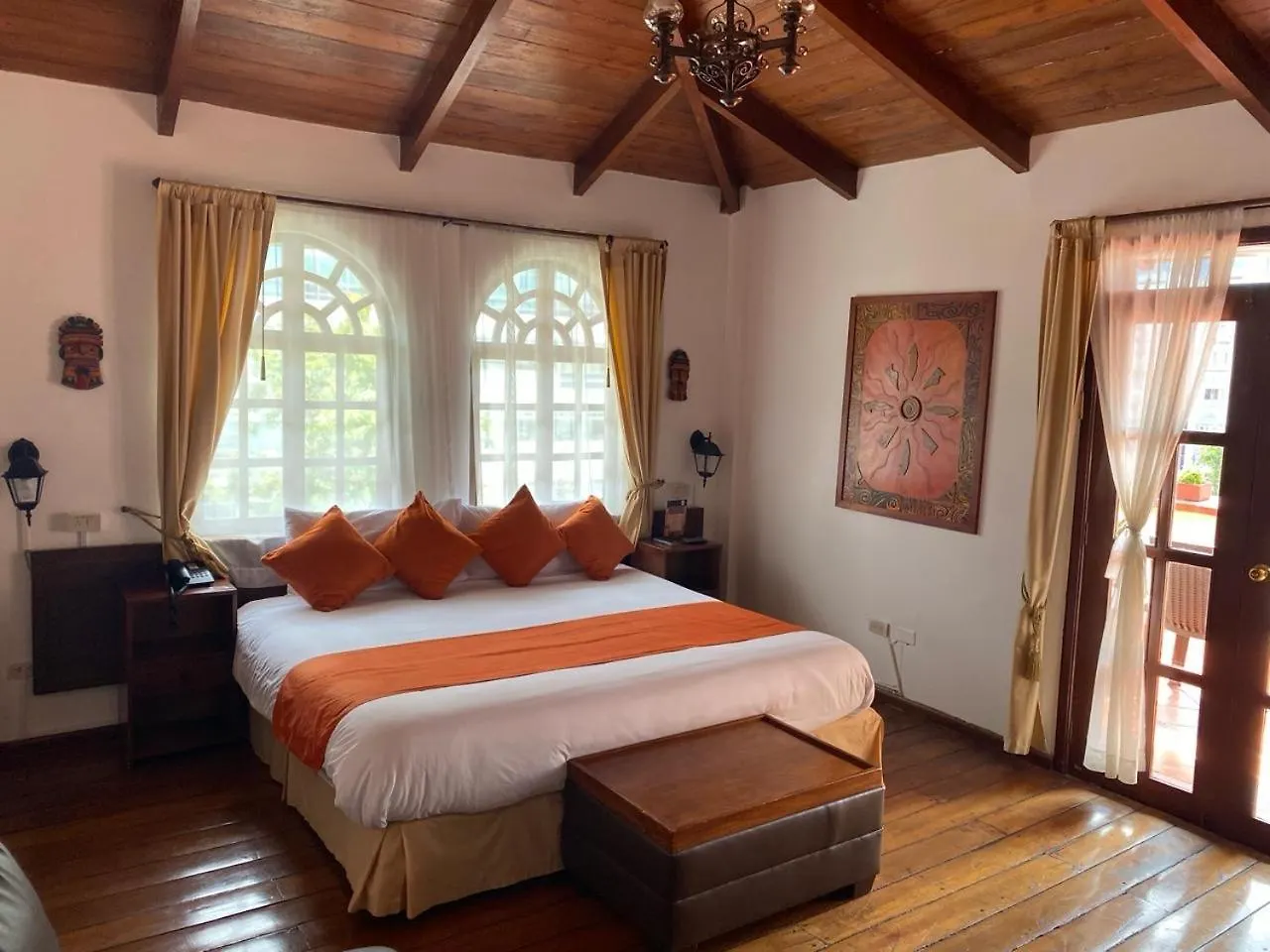 Kituandes Hotel Quito Ecuador